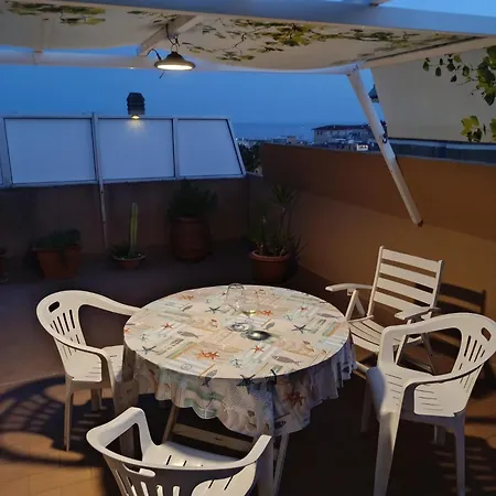 Terrazza Con Vista Apartmán
